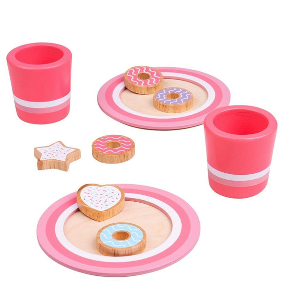 Treat yourself with some delicious milk and cookies, or share a sweet treat with a friend or family member. This fun wooden play food set from BigJigs includes 6 wooden biscuits, 2 plates and 2 cups. Encouraging your childs creative thinking and imaginative play sessions, and a great addition to any wooden play kitchen. Develops dexterity and improves social skills from an early age. Made from high quality, responsibly sourced materials. 