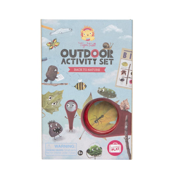 Tiger Tribe’s Outdoor Activity Set is a fun outdoor toy designed to get children off the sofa and into the great outdoors exploring nature. This fabulous kids activity set comes packed with a magnifying glass, coloured chalks, a pencil and a fun activity book full of exciting activities and hands-on projects.