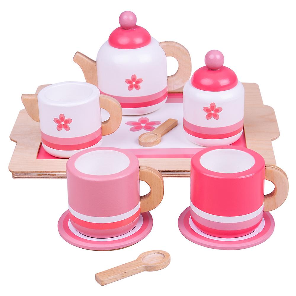 Your little ones have everything they need to host the perfect Tea Party with the Bigjigs Toys wooden Pink Tea Set and Tray. 