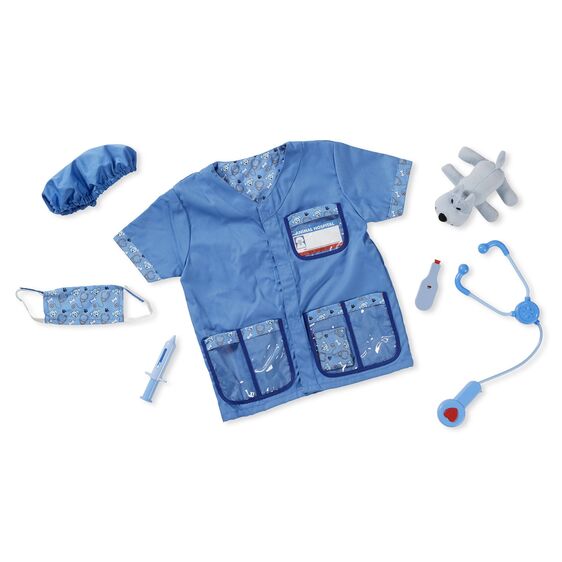 Your aspiring little Veterinarian will look the part in this Veterinarian Role play set from Melissa and Doug! 