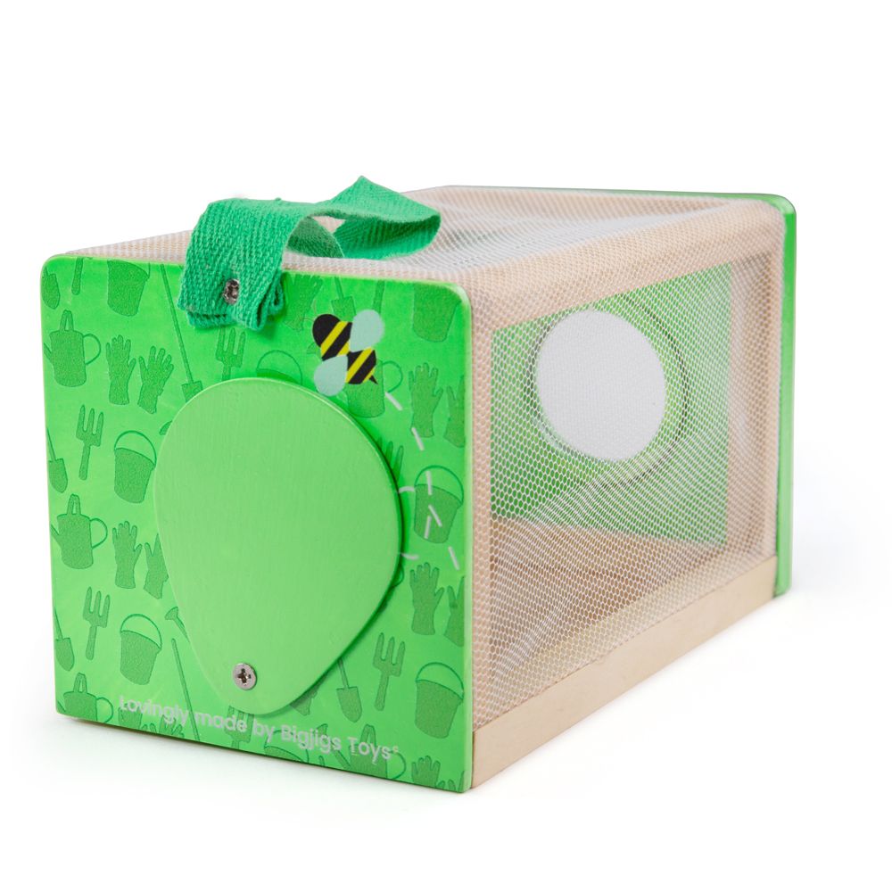 Mini bug hunters can safely store their creepy crawlie finds in our colourful Kids Bug Box! At one end, move the sliding cover to gently put the bugs inside and take them out. At the other end, peer through the viewing circle to inspect the bugs up close.  Our bug box has mesh sides so creatures have access to fresh air, a viewing hole, as well as a durable cotton carry handle for easy transportation. 