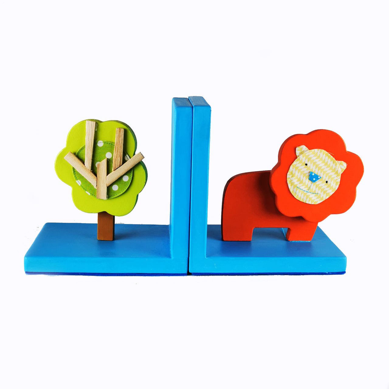Designed & hand-crafted in Italy, these bookends with a with a blue wooden base and a orange lion design will bring colour and imagination to your child's bedroom. 