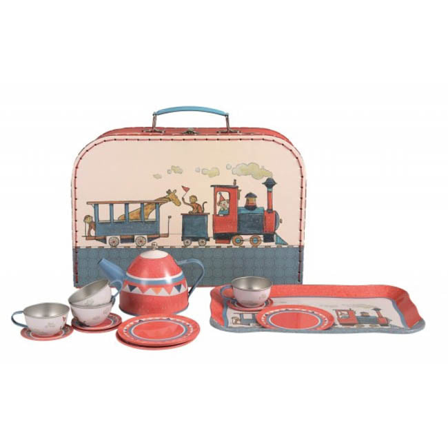 Everything you'll ever need for those fancy tea party's with this colourful train tea set from Egmont toys. Beautifully designed with bright colours and illustrations of a train carrying all its animal friends on both the case and the tea set inside.Perfect for teaching children table manners and promoting imaginative play.